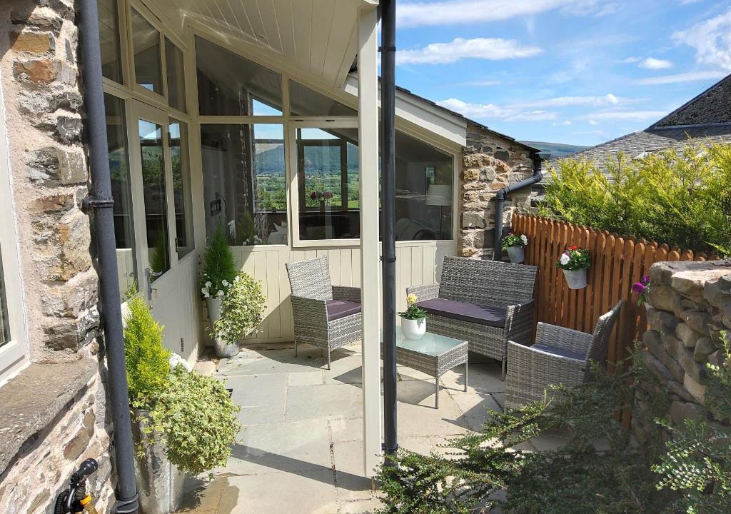 Carnforth House | Hawkrigg Cottage