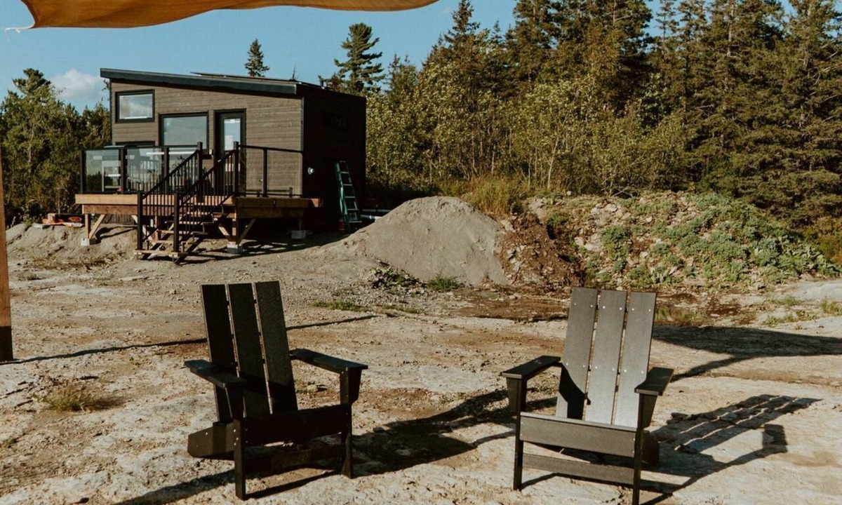 Kirkfield Cabin | Hawkweed Cabin | Magnificent Lakefront Property