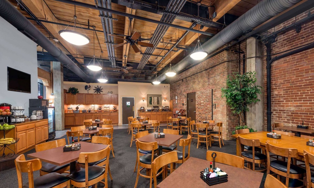 Rome Hotel | Hawthorn Extended Stay by Wyndham Rome