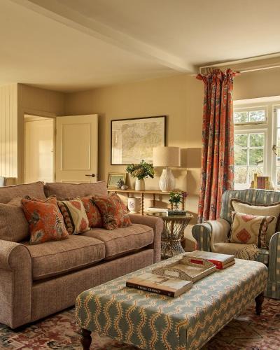 Lower Froyle House | Haybarn Cottage