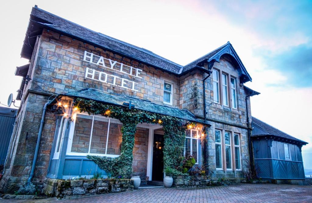 Largs Hotel | Haylie Hotel