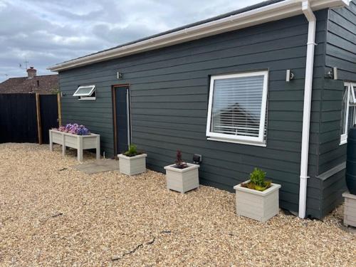 Mildenhall Apartment | Hazel Cottage