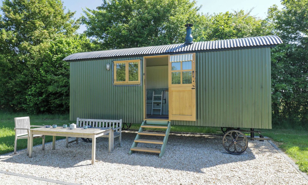 South Leigh Cottage | HAZEL, with pool in Witney