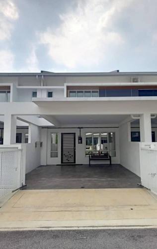 Bandar Sri Sendayan House | Hazzar Homestay Sendayan