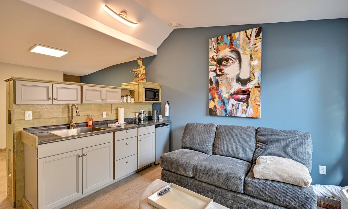 Crestone Apartment | Head Into The Vortex