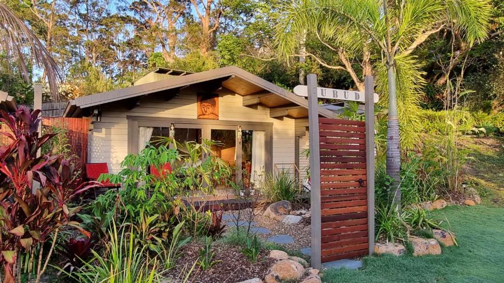 Tallebudgera Valley House | Healing Garden Bed & Breakfast - Ubud