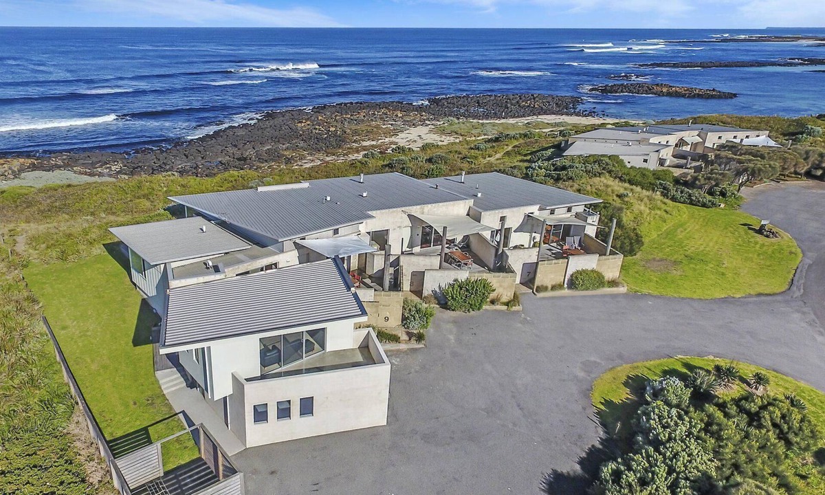 Port Fairy Villa | Hearns Beachside Villa 4