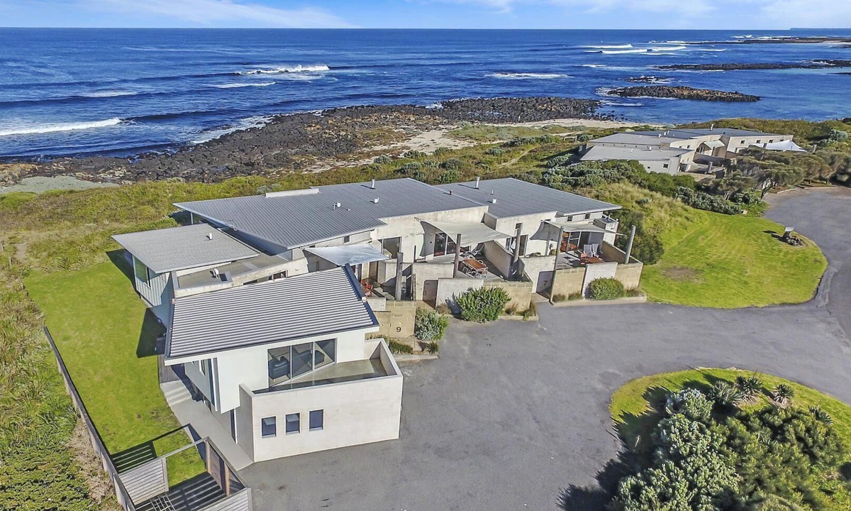 Port Fairy Villa | Hearns Beachside Villa 7