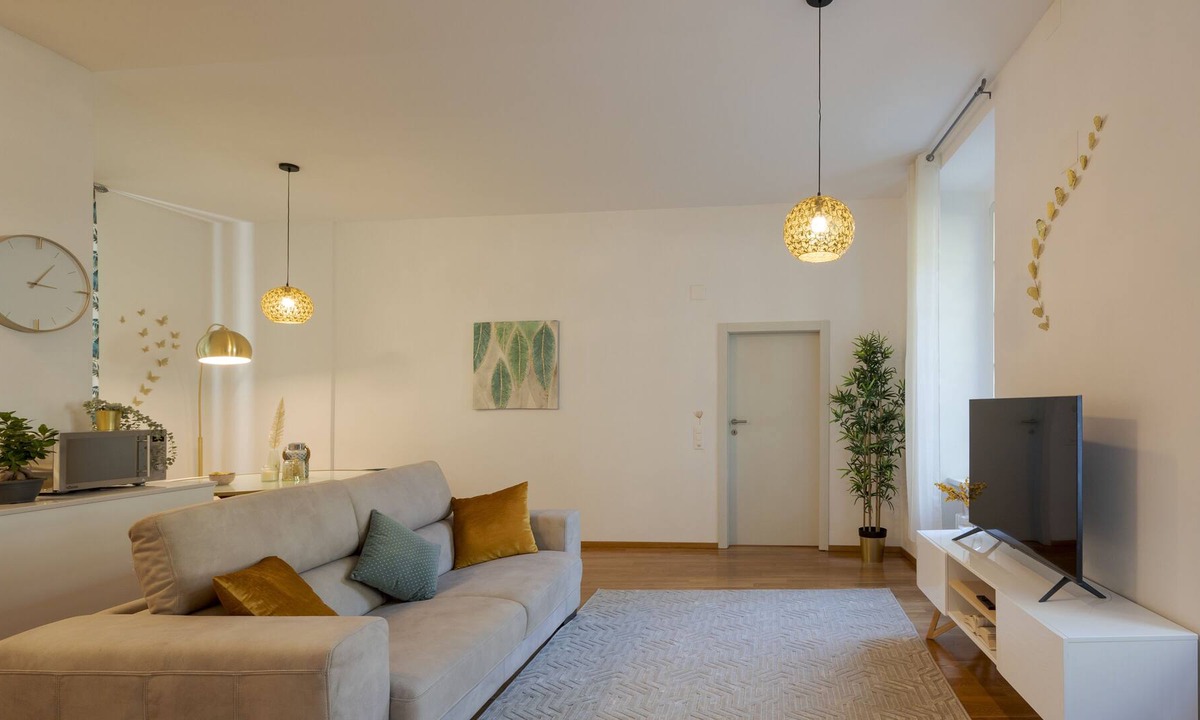 Bellinzona Apartment | Heart of Châteaux & 5 Star Relais among the castles of Bellinzona