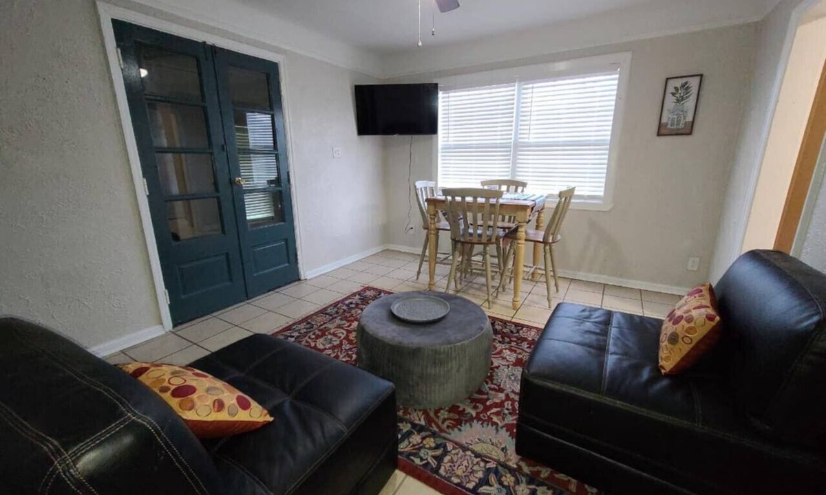 Jefferson House | Heart of NOLA 3Bed /2 Bath by Ochsner!