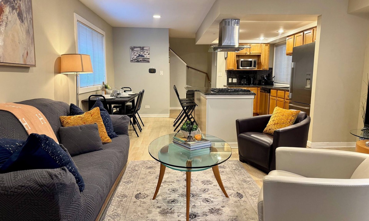Old Town House | Heart of the City Group Hub Patio Fireplace Parking