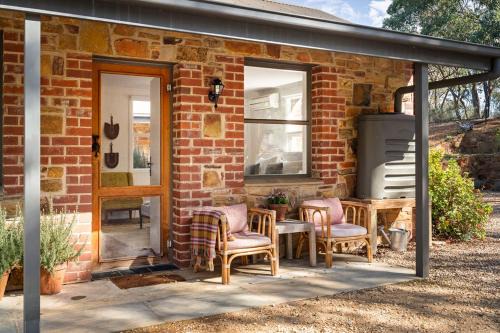 Castlemaine House | HeartStone Hill - Studio