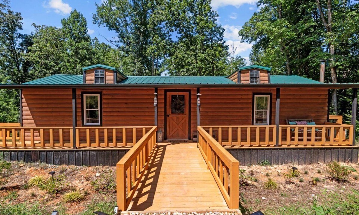 Primm Springs Cabin | Heartwood Hideaway- Charming cabin with Trails, Creek, and Starry Nights