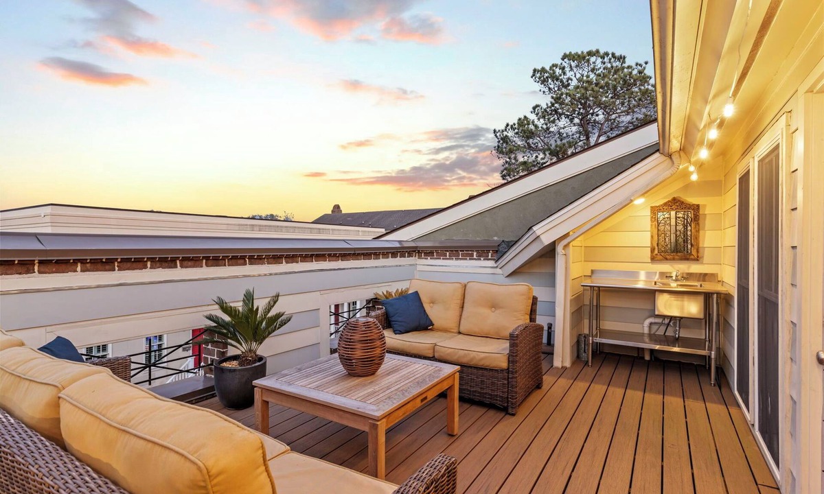 Historic District - North House | Heated Pool Access | 5*Clean | Flex Cancelation