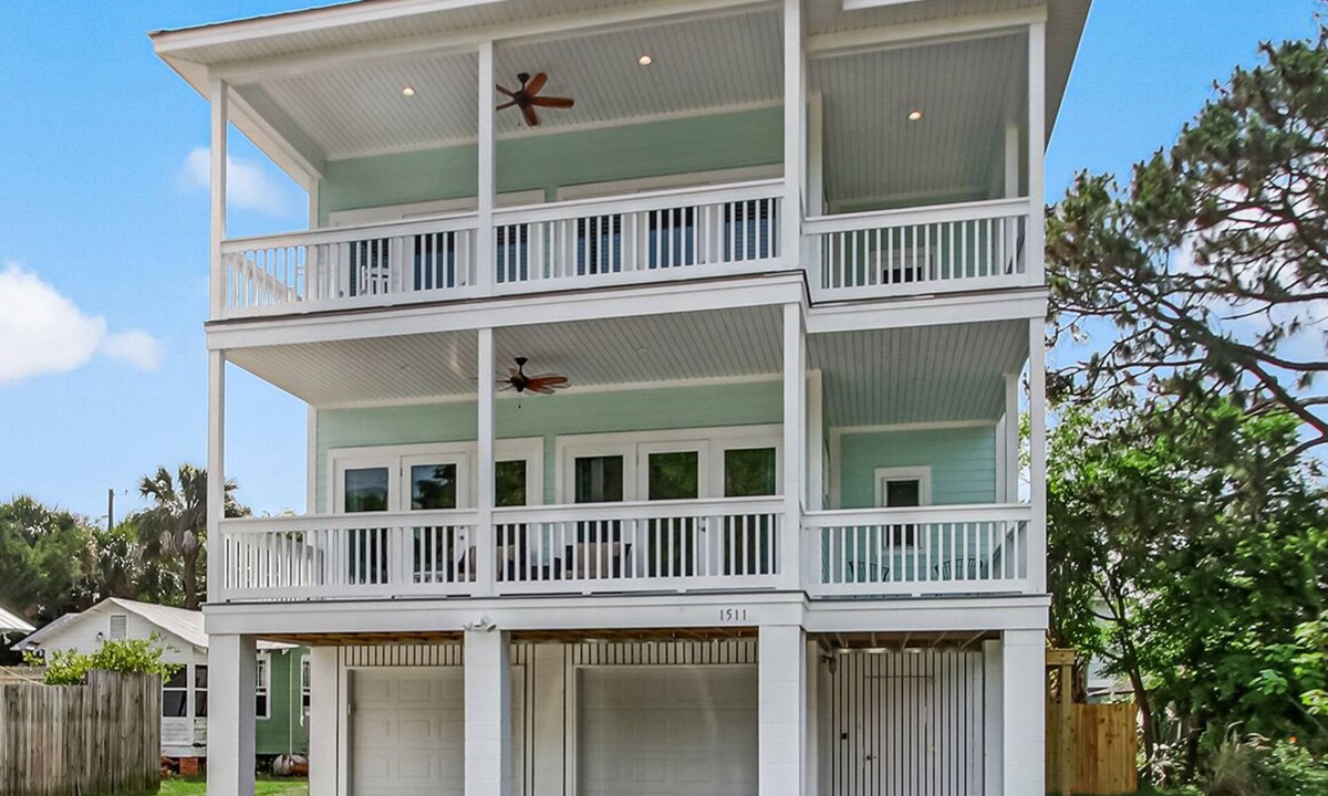 Tybee Island House | Heated Pool Access, Relaxing Beach House