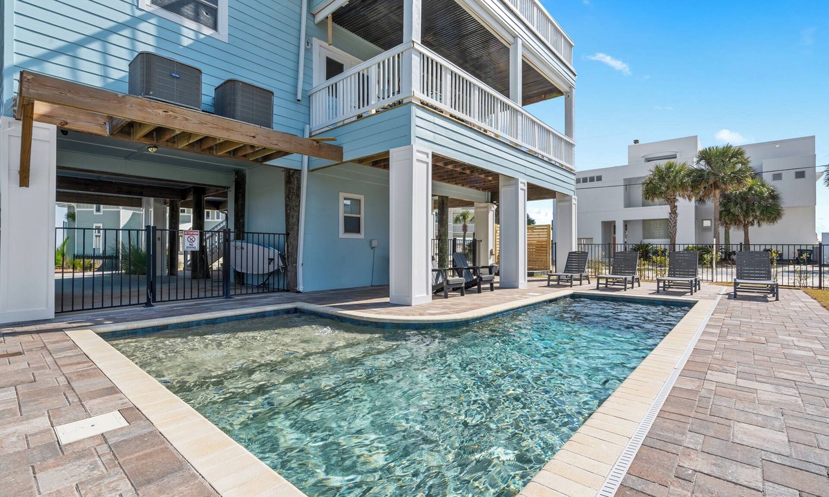 Villa Primera House | Heated pool, Beach Gear, Great for Families, Direct Beach Access, Gulf Views