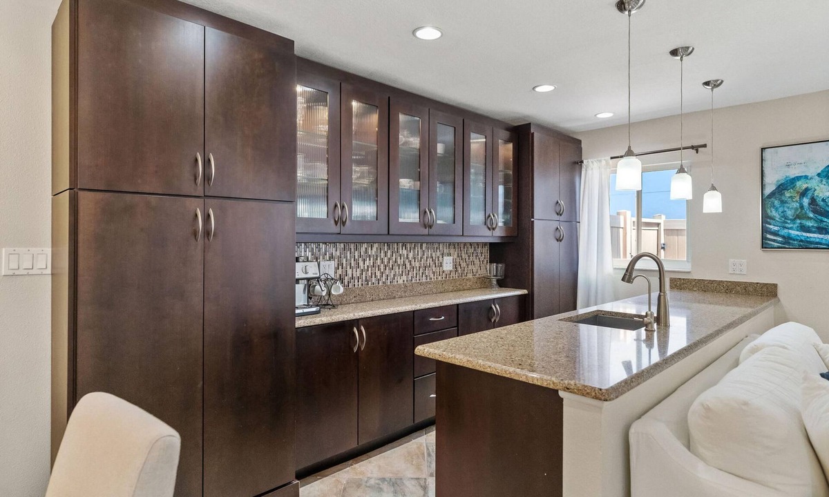 Largo House | Heated Pool Home Pool Table Spacious Family