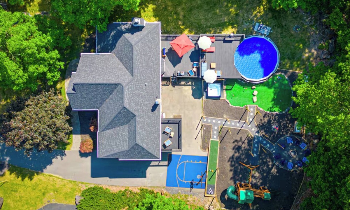 East Stroudsburg House | Heated Pool, Mini Golf, Bowling, Hot Tub, GameRoom