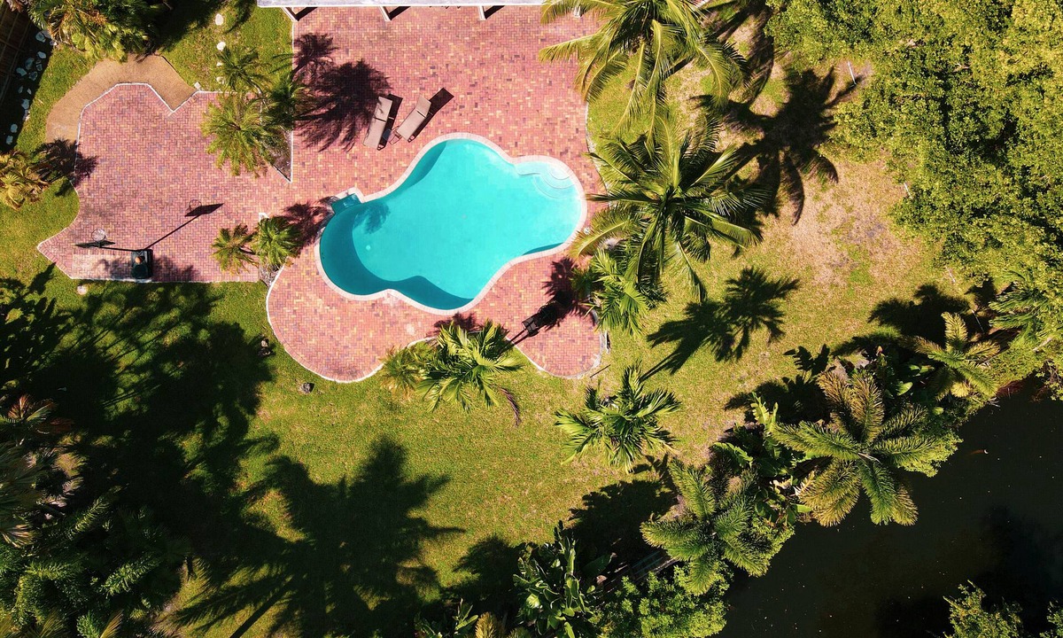 Tamarac House | Heated Pool Sleeps 10 Near Amerant Arena & DRV PNK Stadium