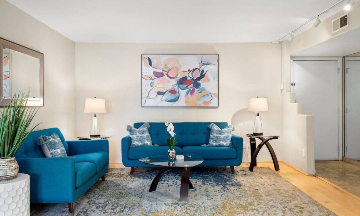 Cloisters Condo | Heated Pool Year Round | Biltmore Gem | Golf/Walk