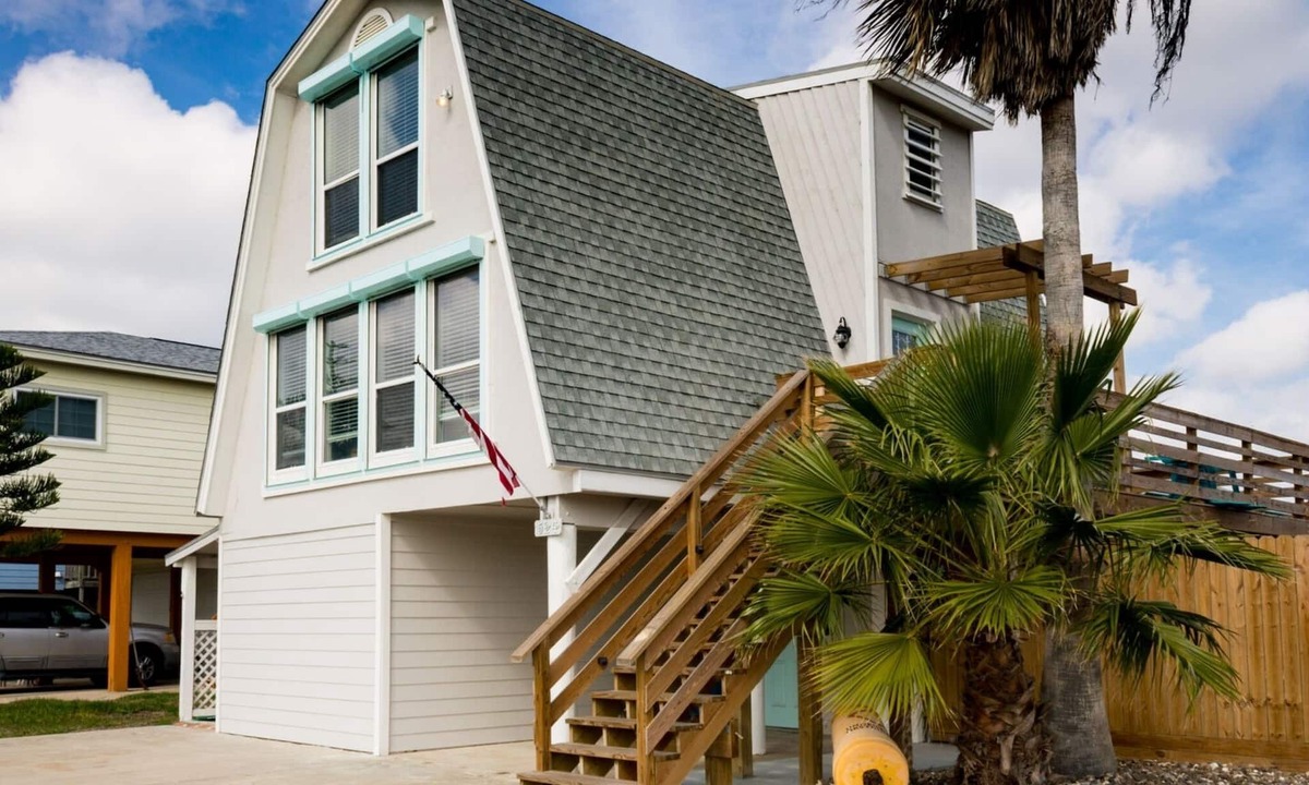 Leeward Sands House | Heated Private Pool, Pet Friendly, Golf Cart Access