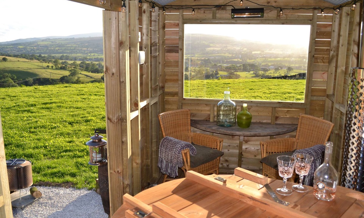 Barnoldswick Cottage | Heather Hut at Copy House Hideaway
