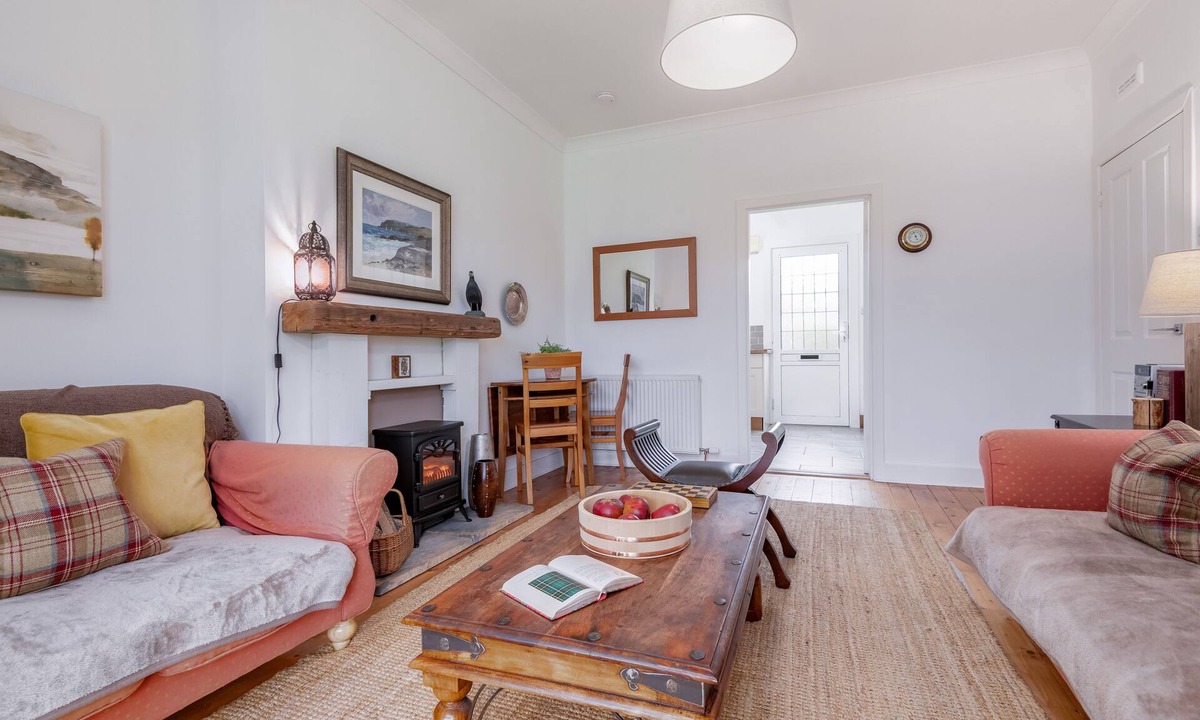 Comrie Cottage | Heavenly Heather Cottage