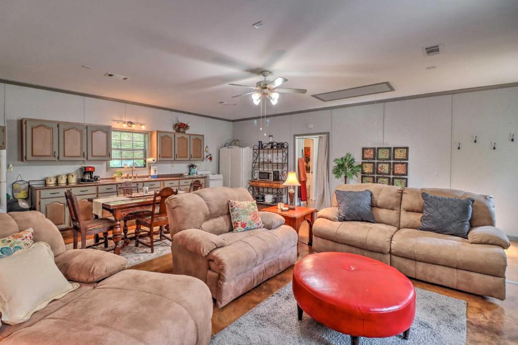 Heber Springs House | Heavenly Heber Springs Hideaway: Fish & Hike!