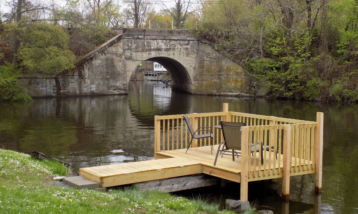 Niverville House | Heavenly Kinderhook Lake!