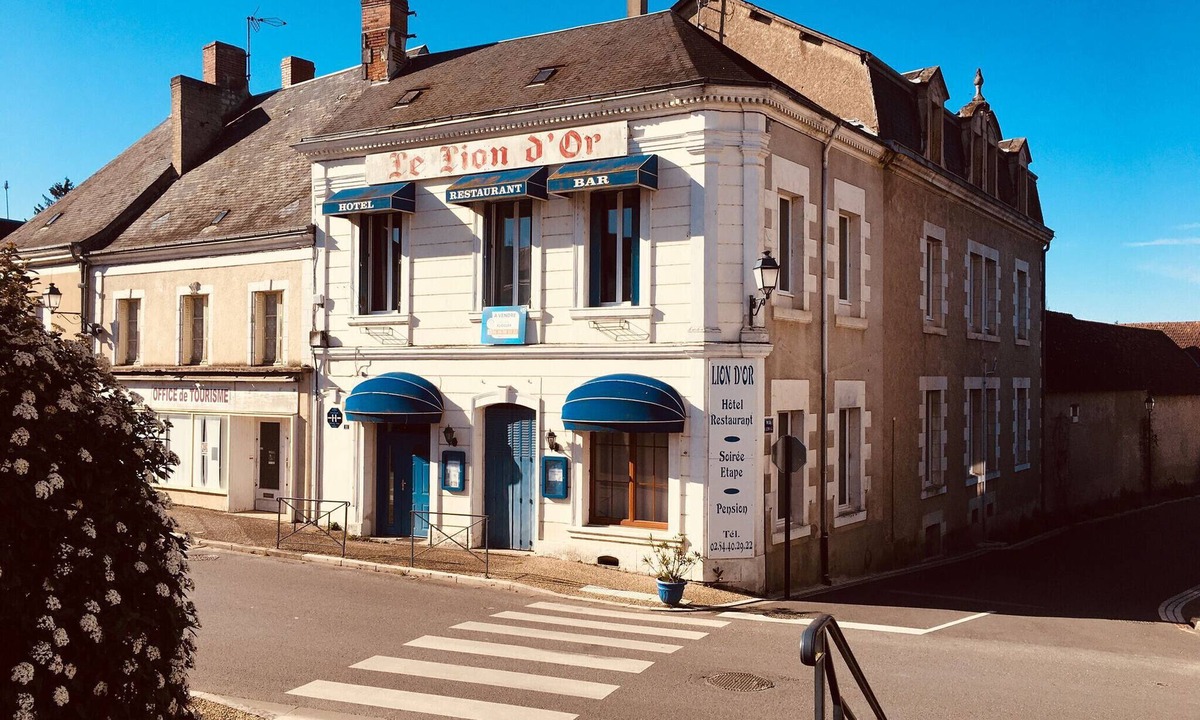 Ecueille Cottage | Hebergement 5 chb 5 SDB - 14 pers wifi cour