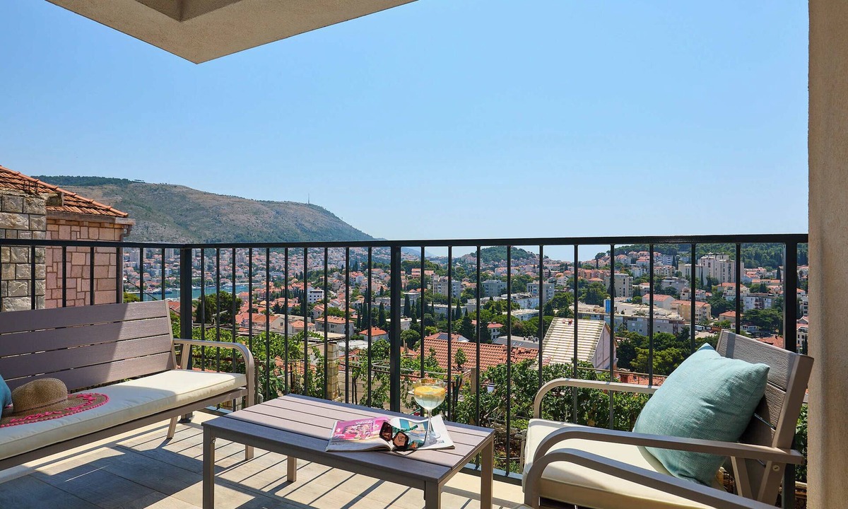 Babin Kuk Apartment | Hedera Estate, Hedera A48