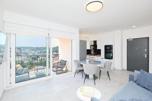 Babin Kuk Apartment | Hedera Estate Hedera A47