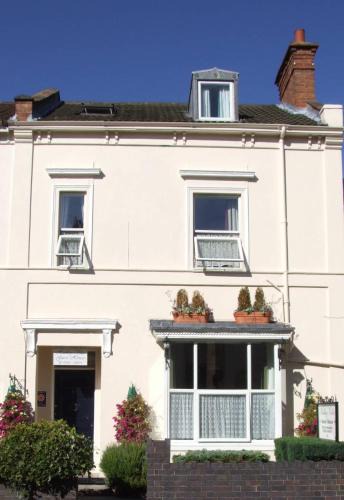 Leamington Spa House | Hedley Villa Guest House