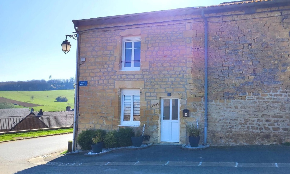 Sury House | HEIDI - SURY - Gîte