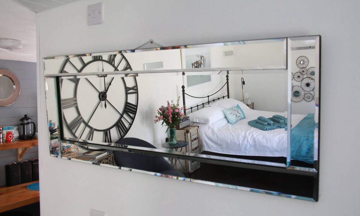 Seasalter Cabin | Hello Whitstable - Private Cabin at The Beach