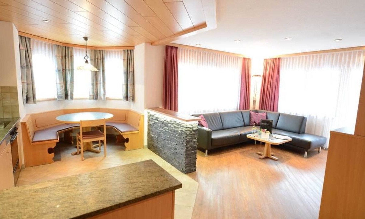 Saas-Fee Apartment | Helvetia Apartments by Interhome