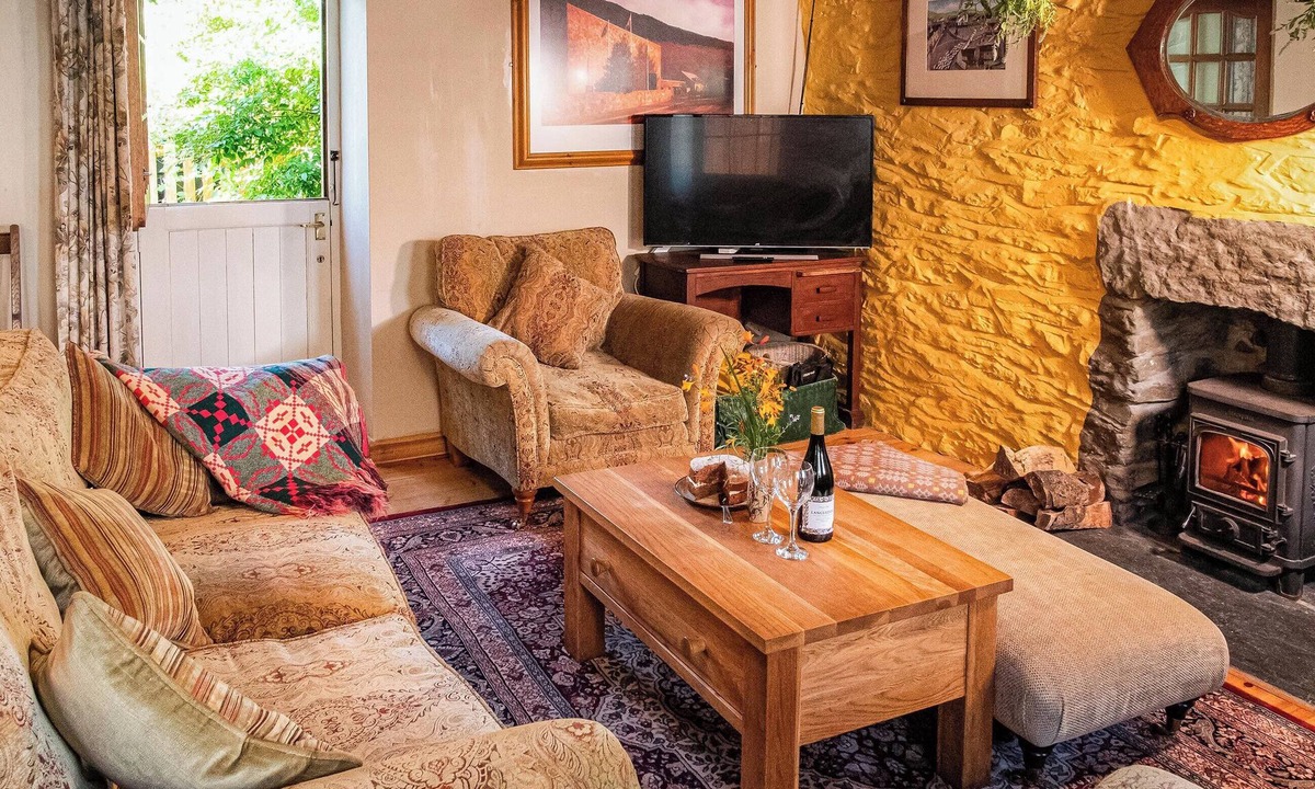 Tregaron Cottage | Hen Efail - Old Smithy