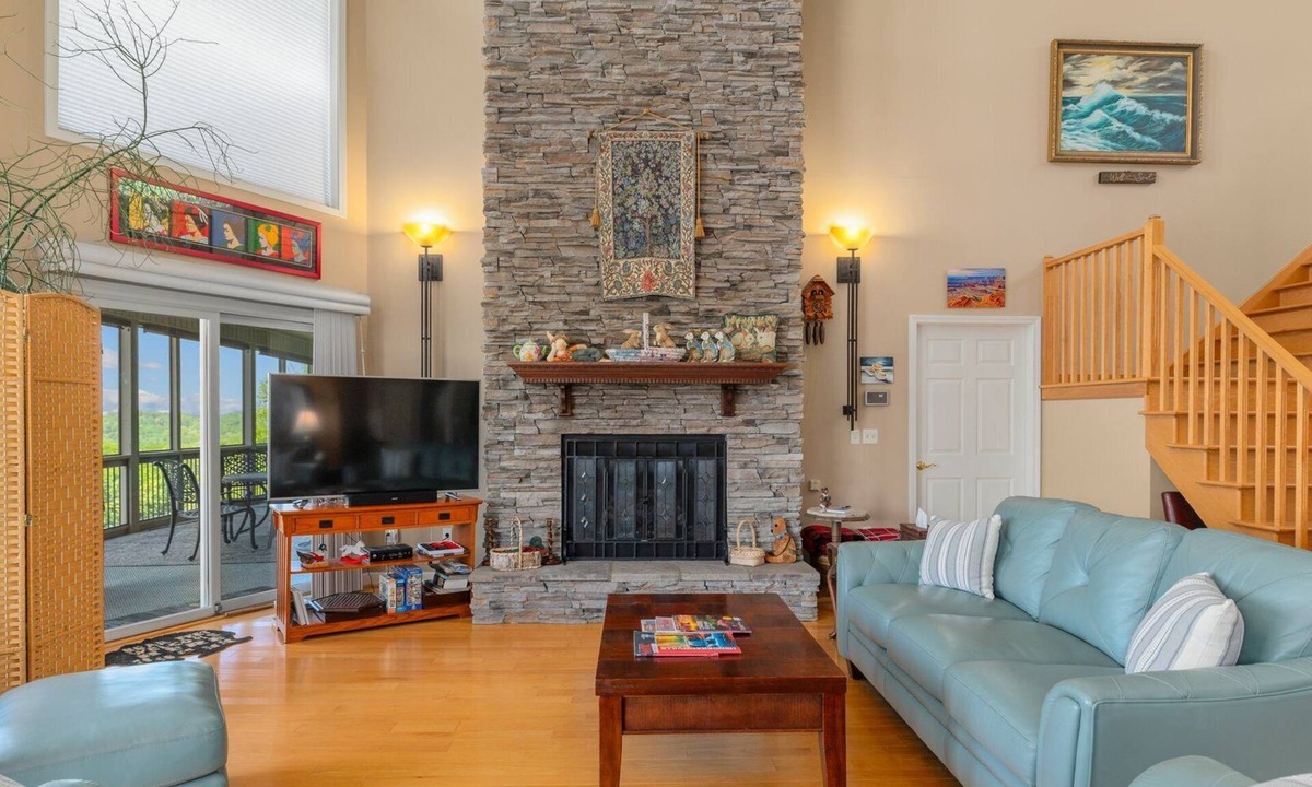 Rambling Ridge House | Hendersonville Heaven Sent