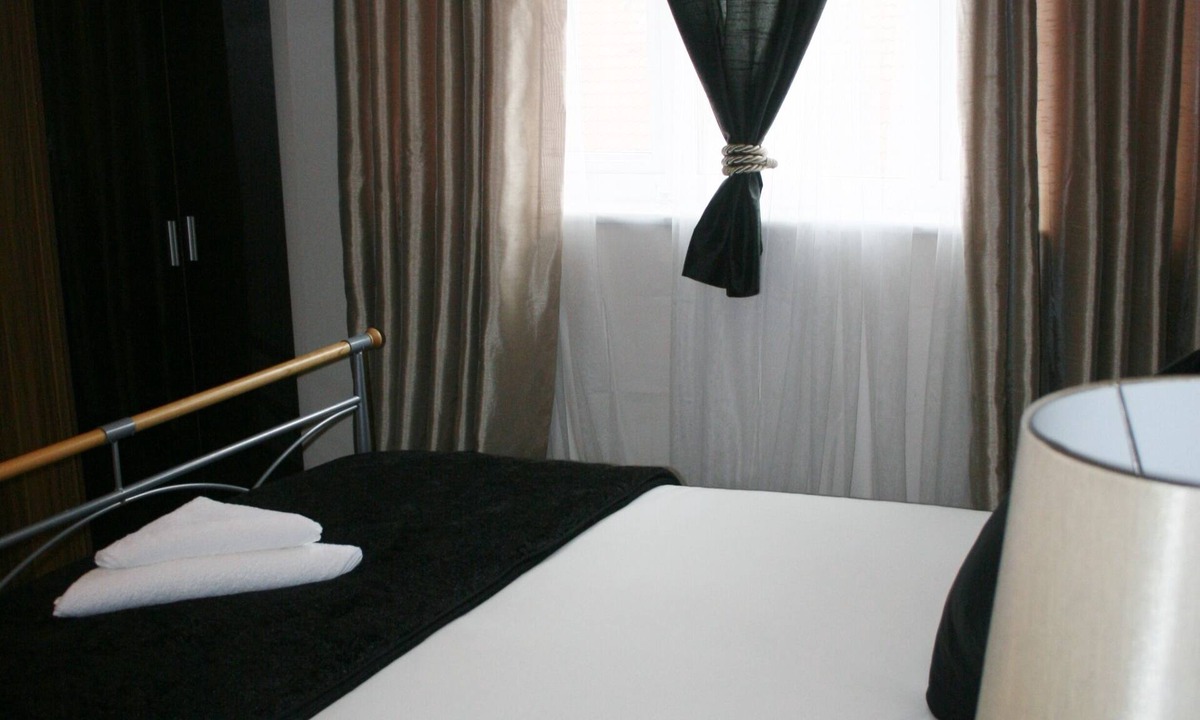 Bedford Apartment | Henley Guest Apartment