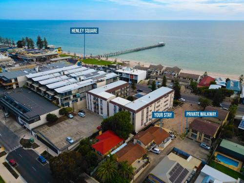 Henley Beach Apartment | Henley Hideaway