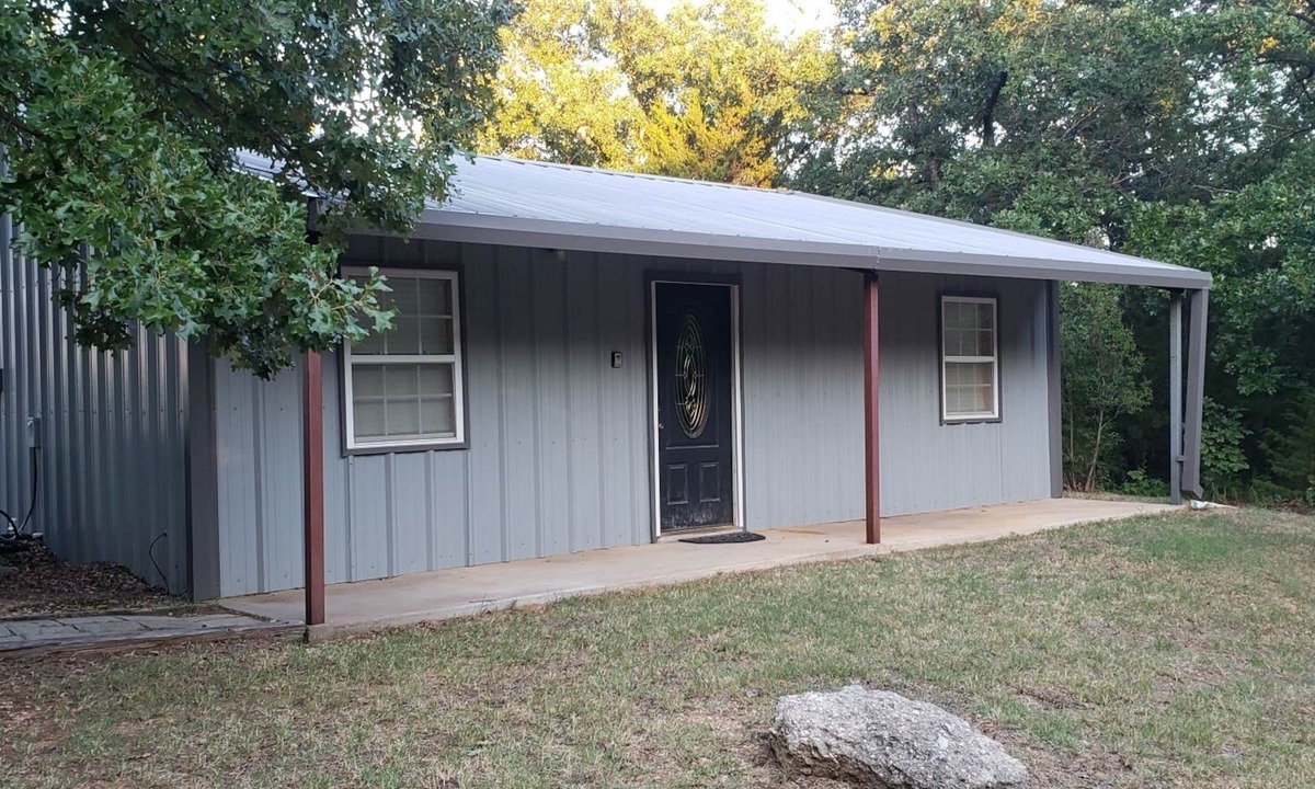 Sulphur House | Henson 1: Rustic Vacation Cabin in the Arbuckles of Southern Oklahoma