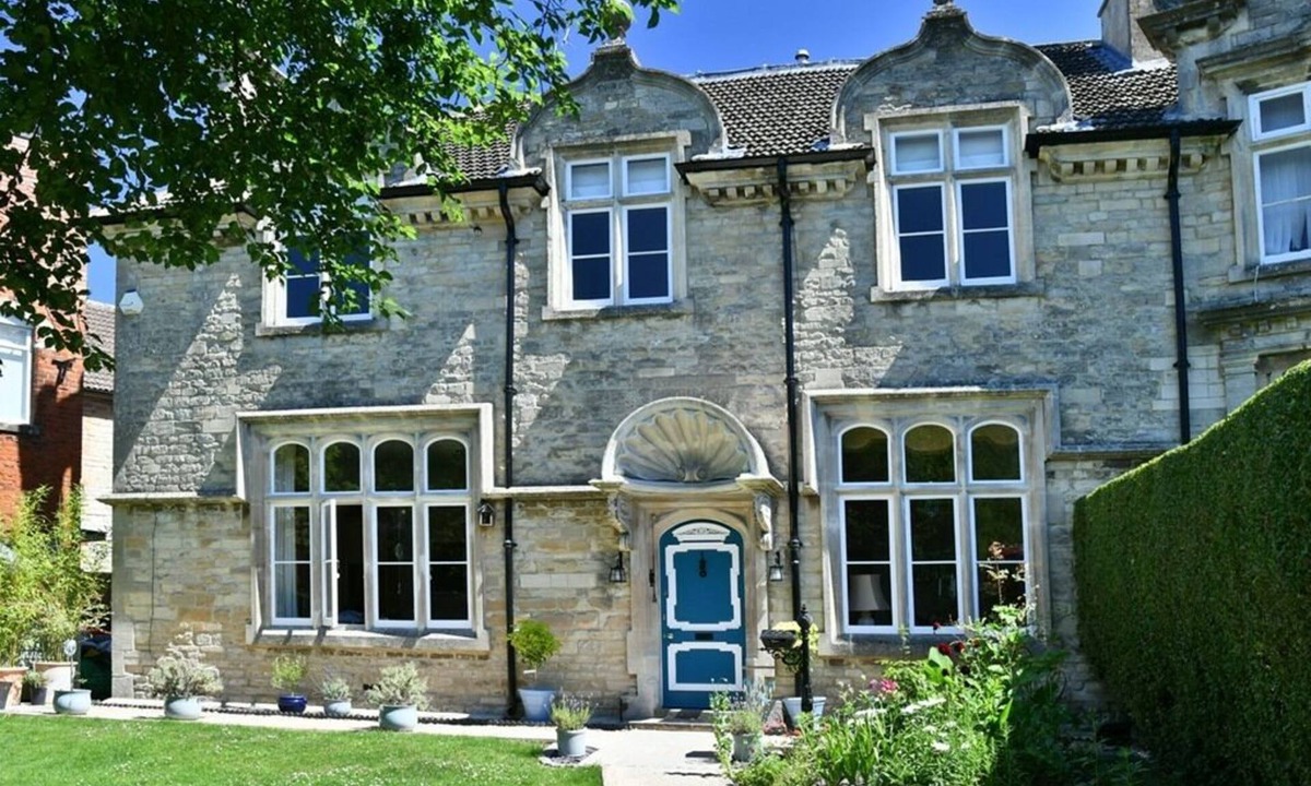 Calne Bed & Breakfast | Heritage Bed & Breakfast