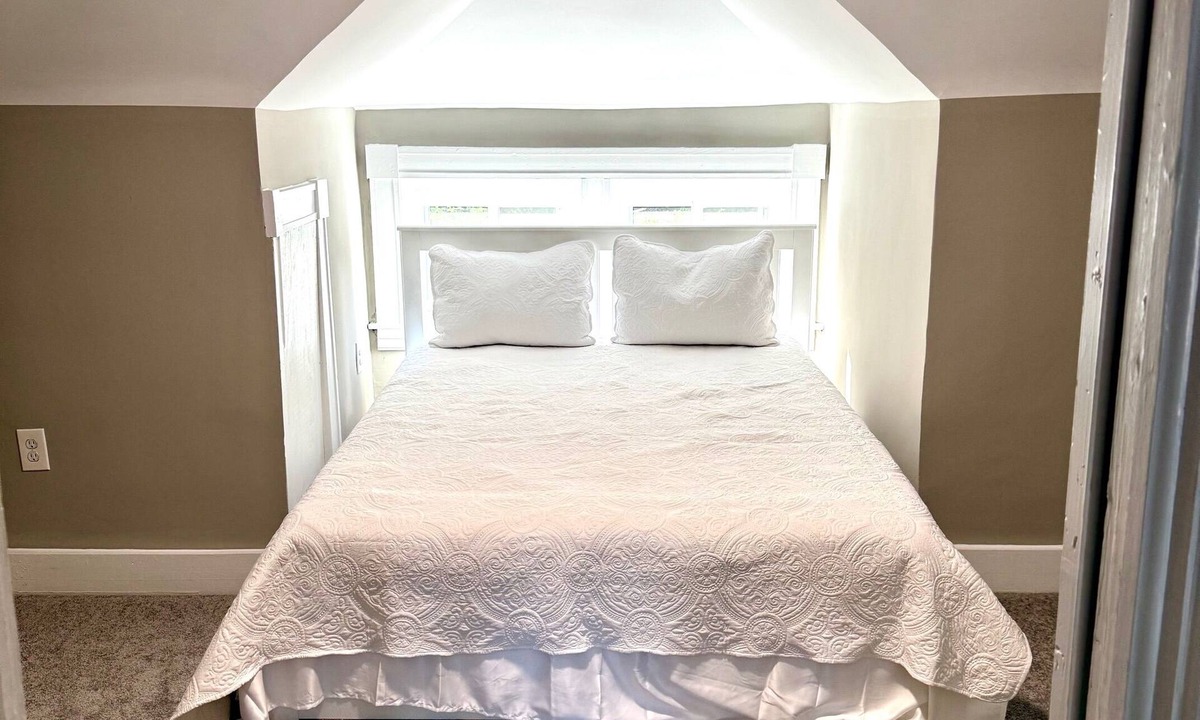 Parkville House | Heritage Cottage