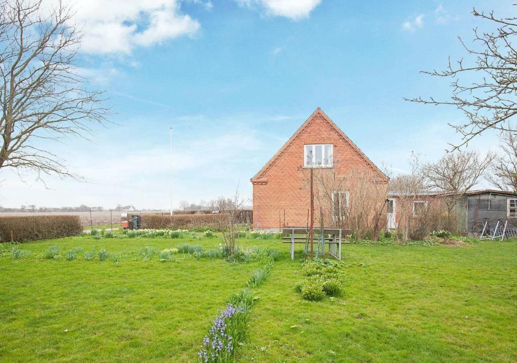 Rodby House | Heritage Holiday Home in R dby with Terrace
