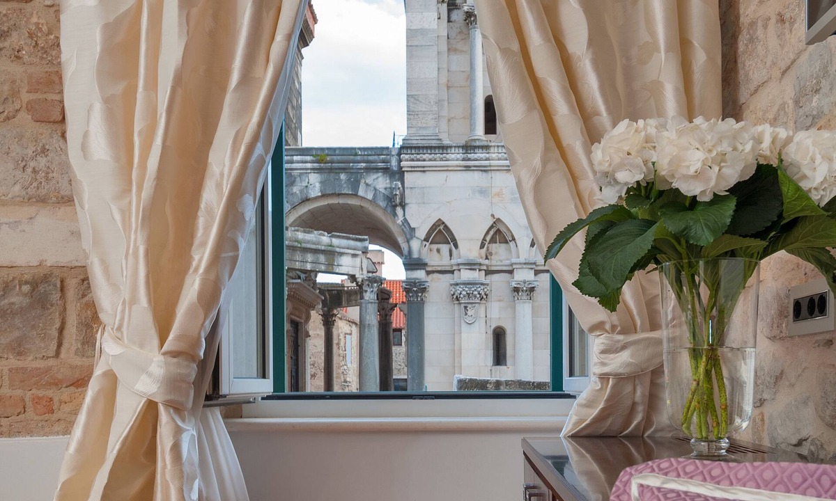 Old Town Hotel | Heritage Hotel Antique Split