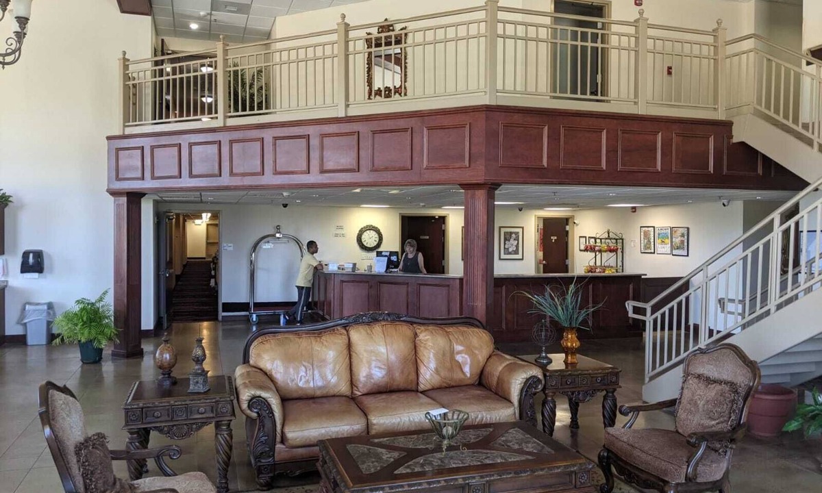 Amory Hotel | Heritage Inn & Suites