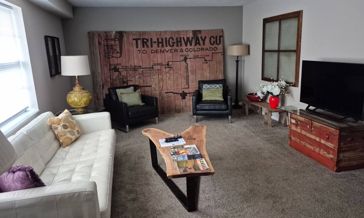 Manhattan Apartment | Heritage Suites 43