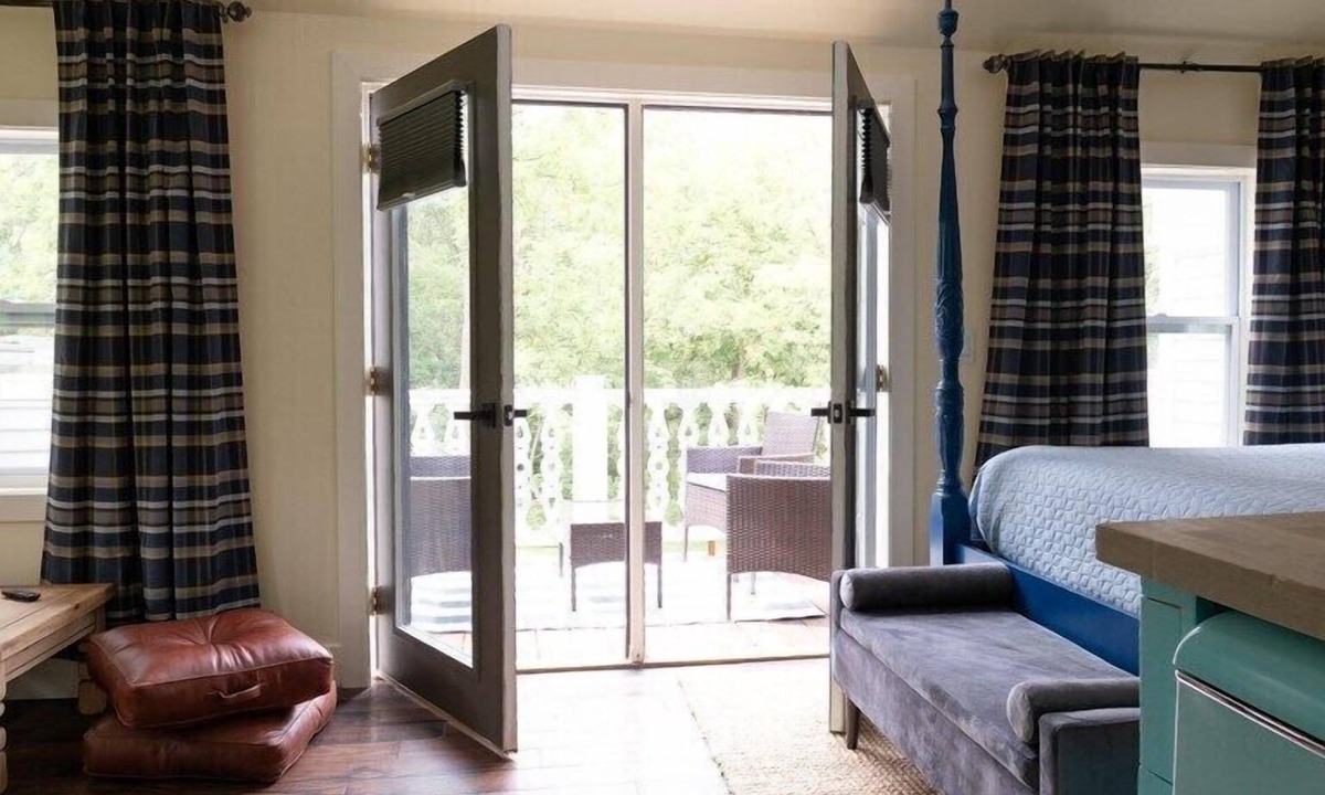 New Hampton Apartment | Heritage Trail Farmhouse