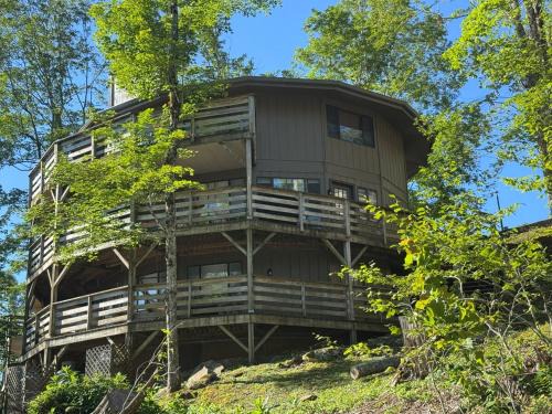 Sugar Mountain Ski Chalet | Herman's Hideaway