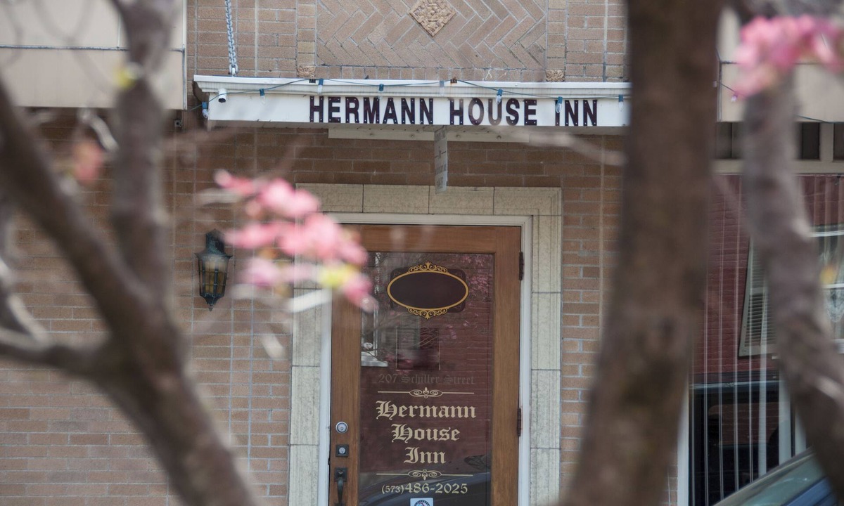Hermann Bed & Breakfast | Hermann House Inn